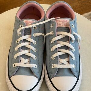Converse Kids Chuck Taylor All Star Madison Low Sneakers Big Girl Sz 5.5